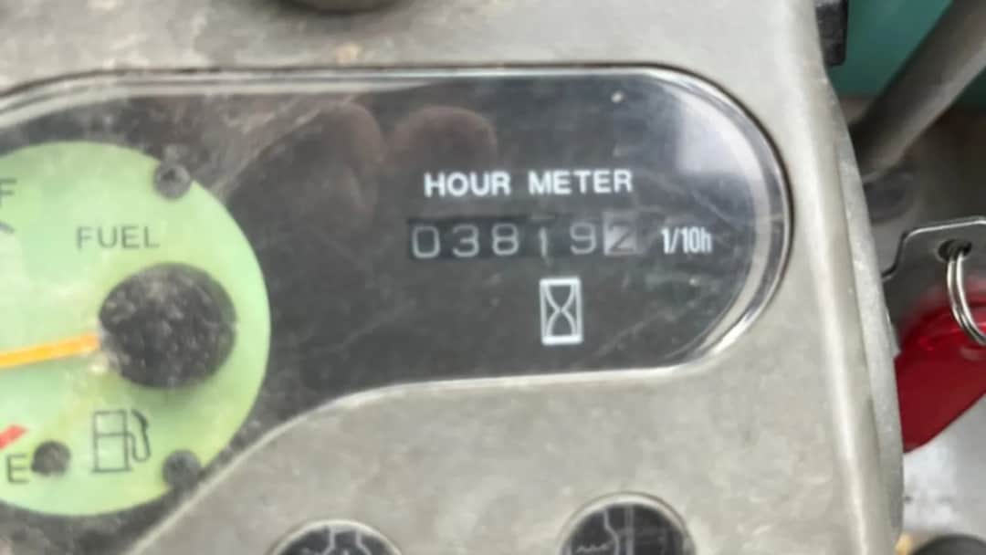 Ile pali koparka na godzinę? Sprawdź faktyczne spalanie i oszczędzaj